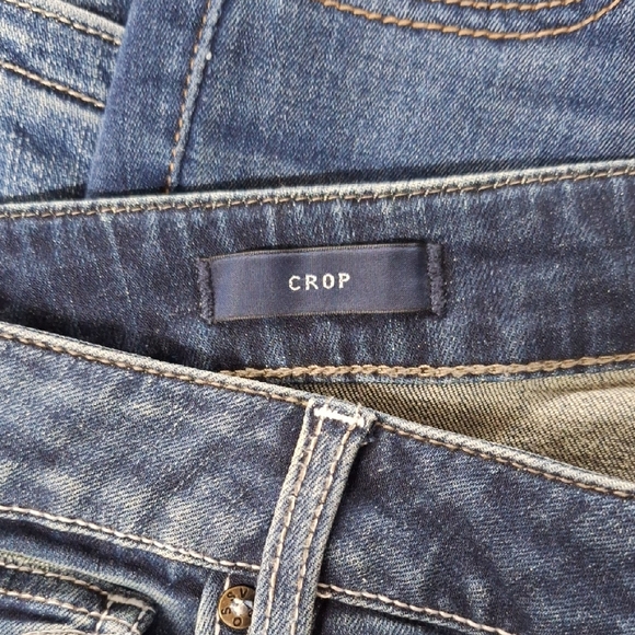 Blue Cropped Ankle Jeans with Raw Hem - Picture 4 of 8